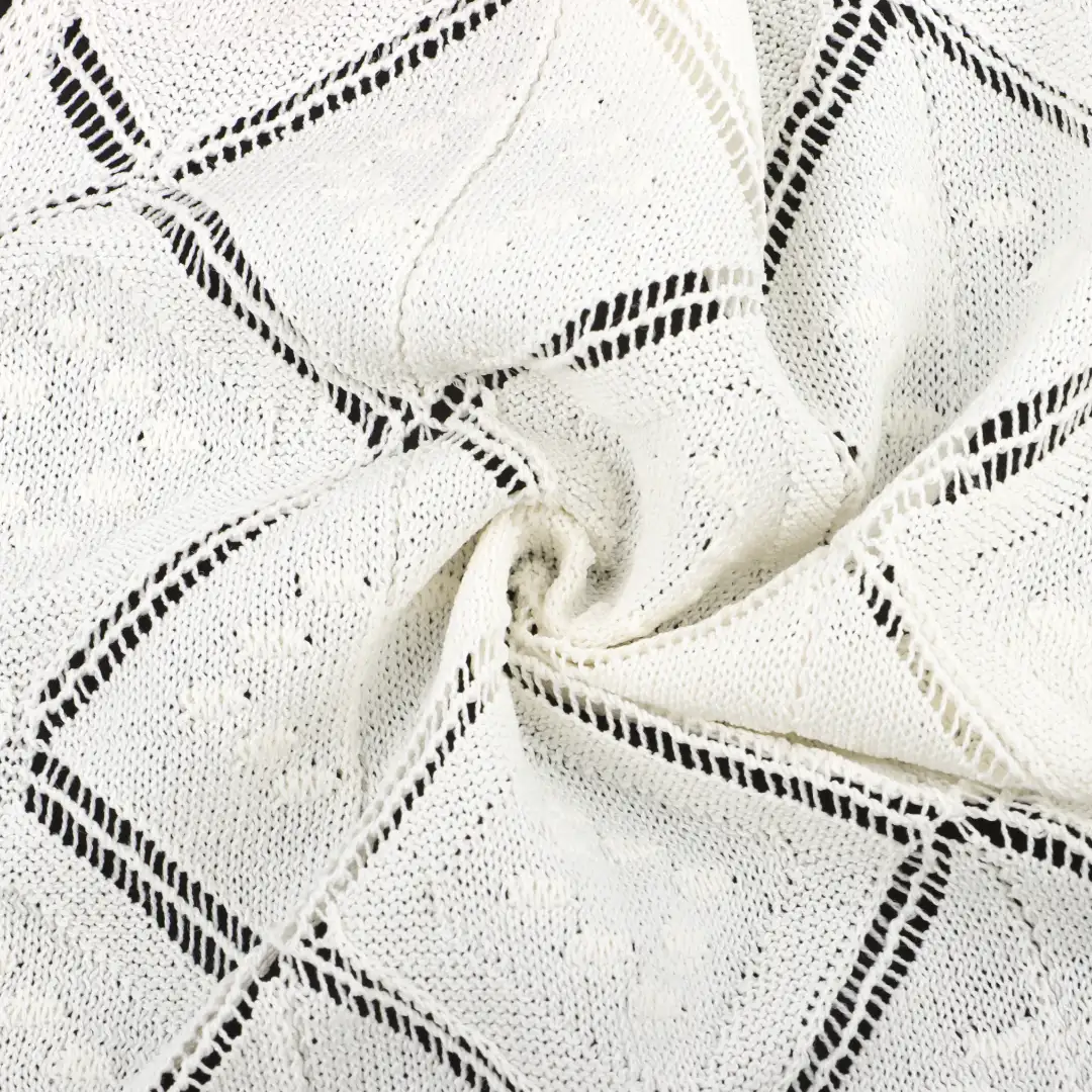 China Yarn for Ladies Vest (Sweater),Men’s Vest (Sweater),Open Cardigan (Sweater) Ring Spun Regular Yarn Recycled Polyester Rayon white color buy from China wholesaler bulk order at wholesale price free worldwide shipping Alibaba