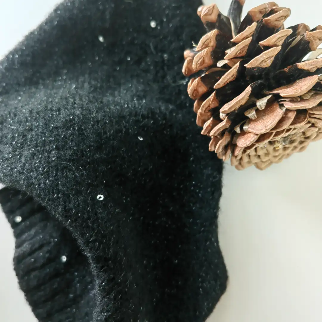 China Yarn for Overcoat,Full-Zipper Cardigan (Sweater),Half-Zipper Cardigan (Sweater),Shirt Long Sleeve Button (Sweater),Shirt Long Sleeve Zipper (Sweater) Mossy Yarn Fancy Yarn Recycled Polyester Polyester Wool Elastane Metallic fiber BLACK+ BLACK LUREX color buy from China wholesaler bulk order at wholesale price free worldwide shipping Alibaba