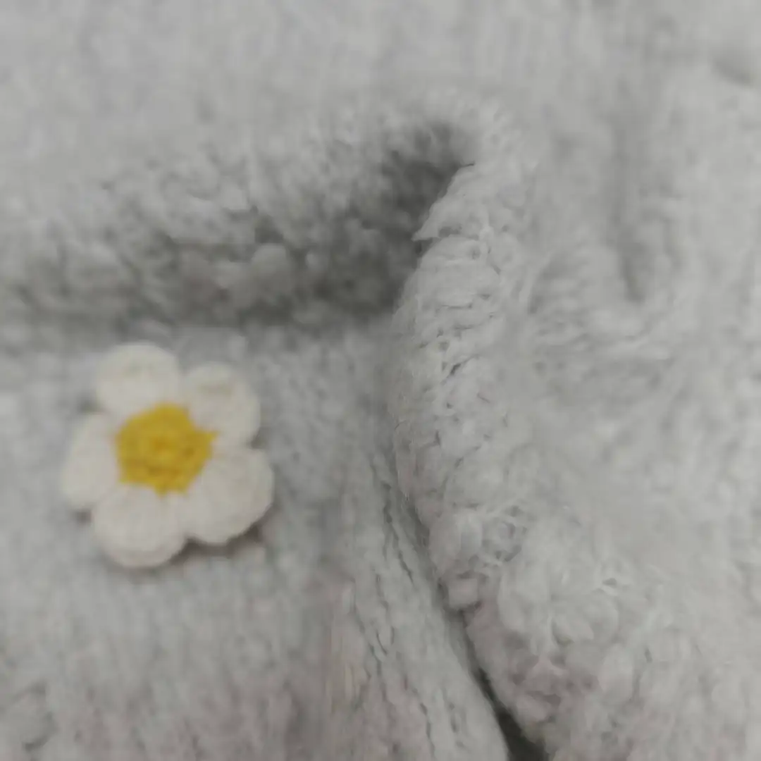 China Yarn for Open Cardigan (Sweater),Full-Zipper Cardigan (Sweater),Half-Zipper Cardigan (Sweater) Knot Yarn Fancy Yarn Recycled Polyester Recycled Nylon Recycled Acrylic Gray color buy from China wholesaler bulk order at wholesale price free worldwide shipping Alibaba