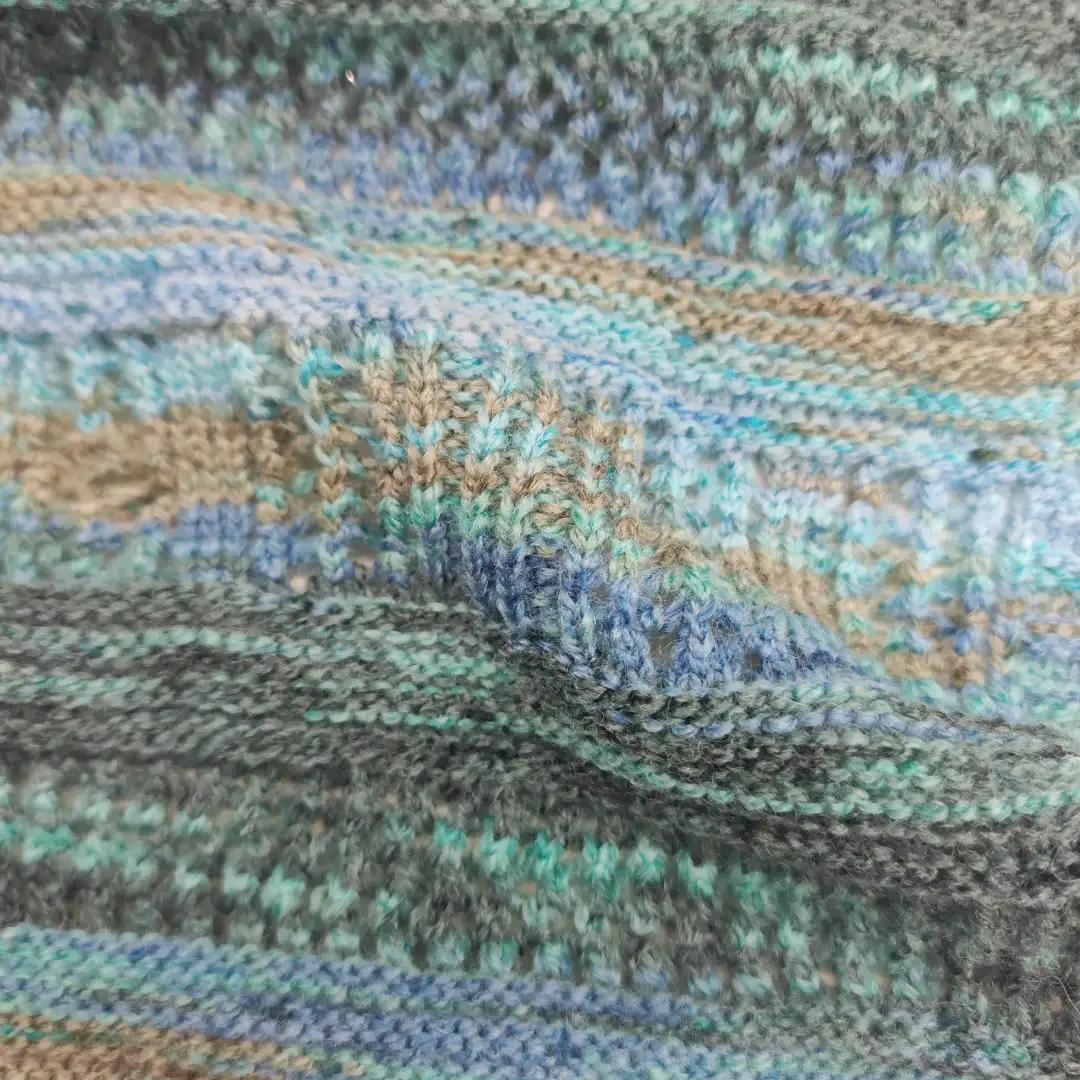 China Yarn for Open Cardigan (Sweater),Round Neck Pullover (Sweater),Hoodie  (Sweater) Core Spun Yarn Regular Yarn Recycled Polyester Acrylic Wool PBT Blue color buy from China wholesaler bulk order at wholesale price free worldwide shipping Alibaba