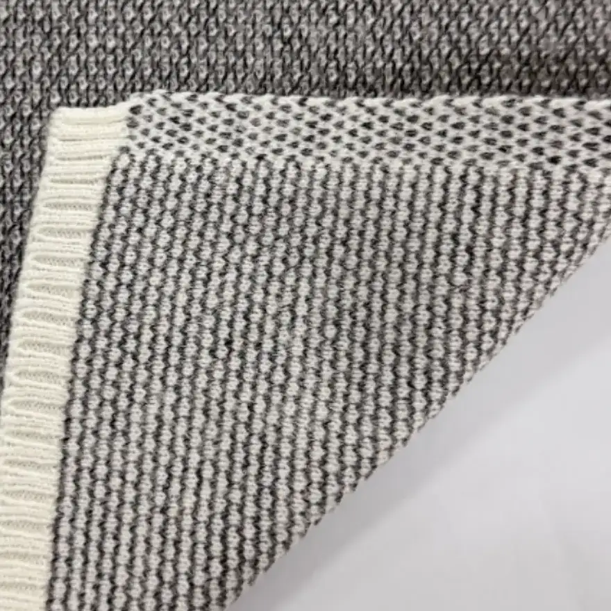 China Yarn for Ladies Vest (Sweater),Men’s Vest (Sweater),Open Cardigan (Sweater),Half-Zipper Cardigan (Sweater),Shirt Long Sleeve Button (Sweater),T-shirt (Sweater),Skirt (Sweater) Core Spun Yarn Regular Yarn Recycled Polyester Anti-pilling acrylic Viscose RWS Wool GRAY color buy from China wholesaler bulk order at wholesale price free worldwide shipping Alibaba