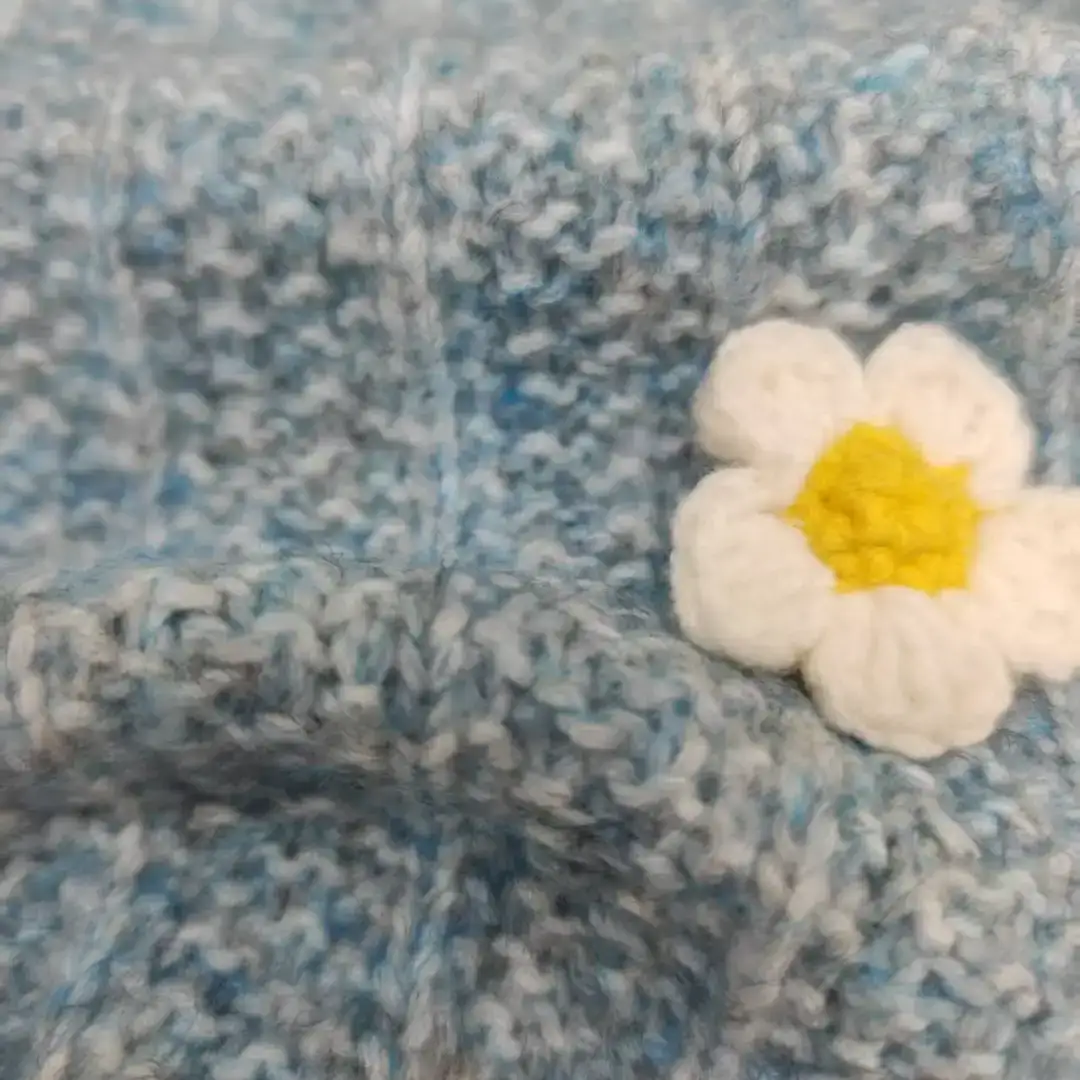 China Yarn for Open Cardigan (Sweater),Full-Zipper Cardigan (Sweater),Half-Zipper Cardigan (Sweater) Mossy Yarn Fancy Yarn Recycled Polyester Acrylic Wool blue color buy from China wholesaler bulk order at wholesale price free worldwide shipping Alibaba