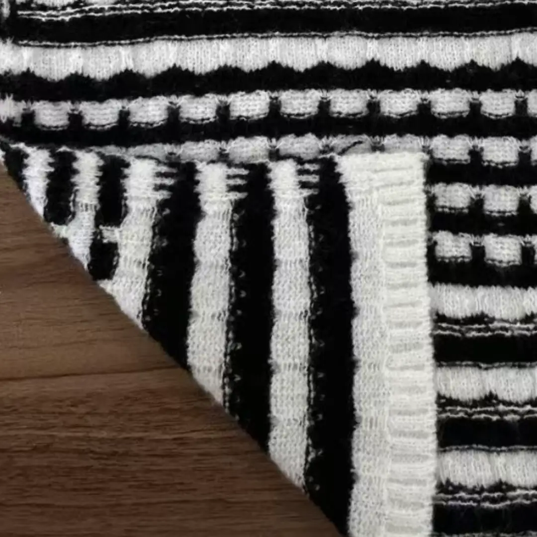 China Yarn for Open Cardigan (Sweater),Roll Neck Jumper (Sweater),Boys V-Neck Slim Fit Cardigan (Sweater) Air Spun Yarn Fancy Yarn Recycled Polyester Spandex Black and white color buy from China wholesaler bulk order at wholesale price free worldwide shipping Alibaba