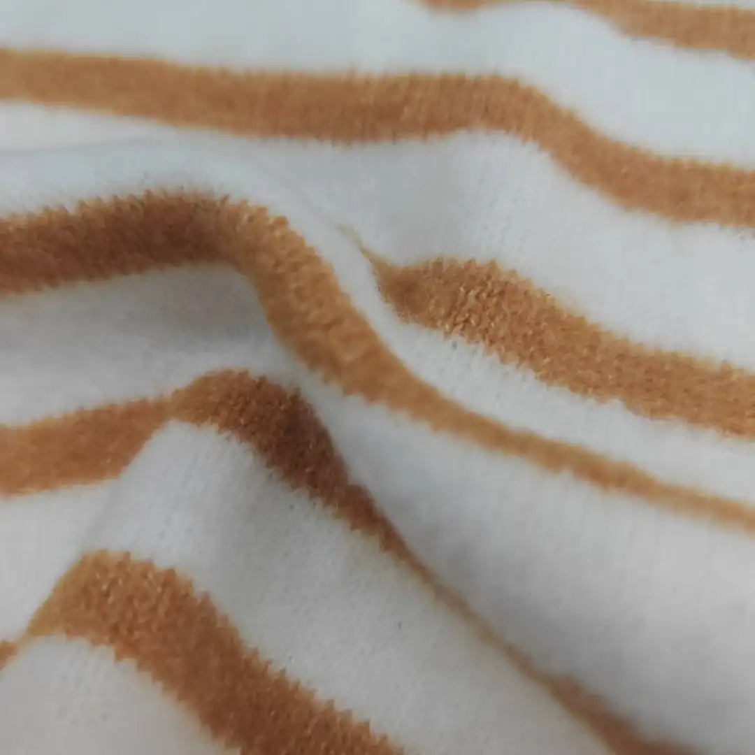 China Yarn for Hoodie,Open Cardigan (Sweater),Round Neck Pullover (Sweater),Crop Top Pullover (Sweater) Mossy Yarn Fancy Yarn Recycled Polyester Polyester Acrylic Wool Spandex white and brown color buy from China wholesaler bulk order at wholesale price free worldwide shipping Alibaba