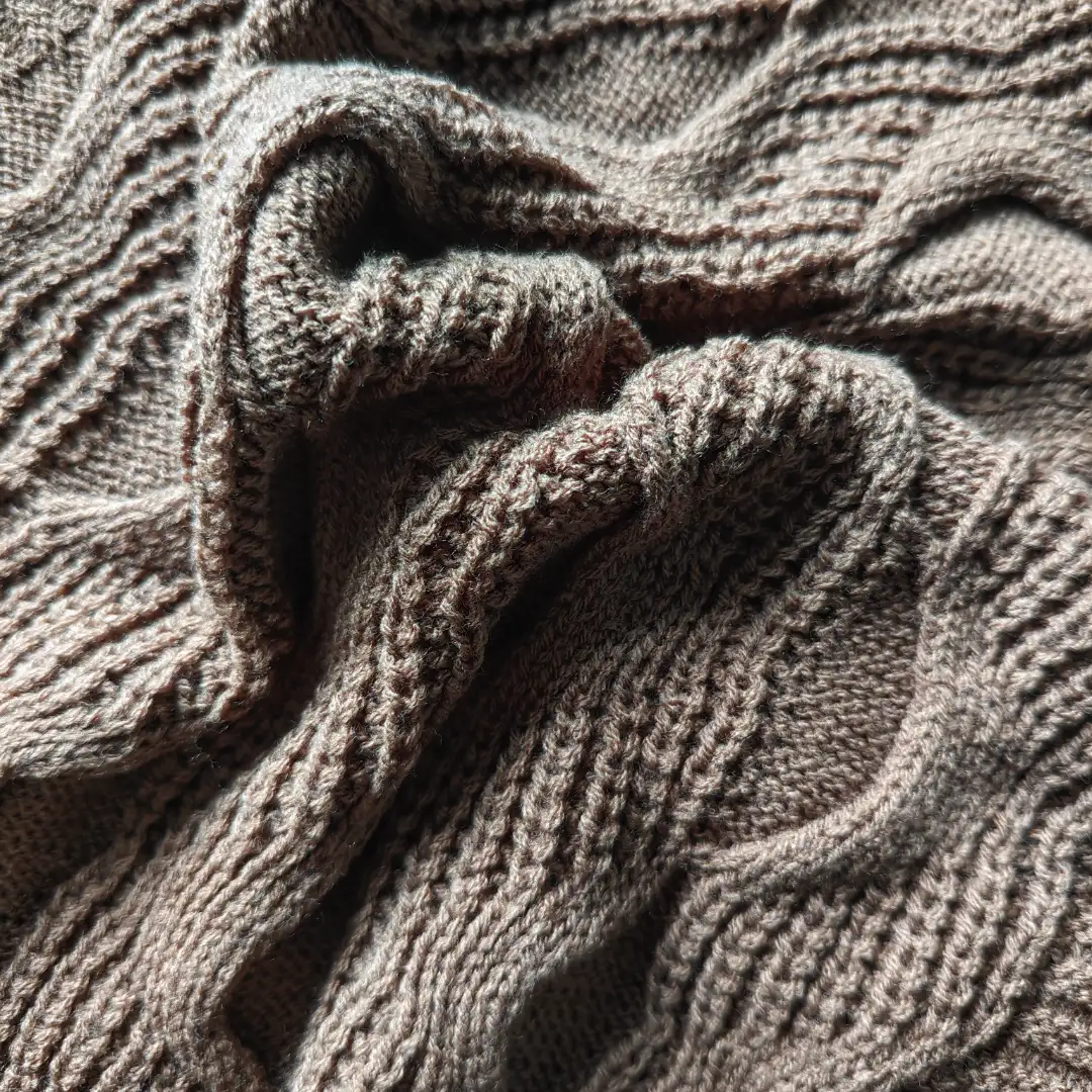 China Yarn for Men’s Vest (Sweater),Open Cardigan (Sweater),Full-Zipper Cardigan (Sweater),Half-Zipper Cardigan (Sweater),Shirt Long Sleeve Button (Sweater),Shirt Long Sleeve Zipper (Sweater),Shirt Half Sleeve Button (Sweater) Worsted Spun Regular Yarn Acrylic Multiple，total 336 colors color buy from China wholesaler bulk order at wholesale price free worldwide shipping Alibaba