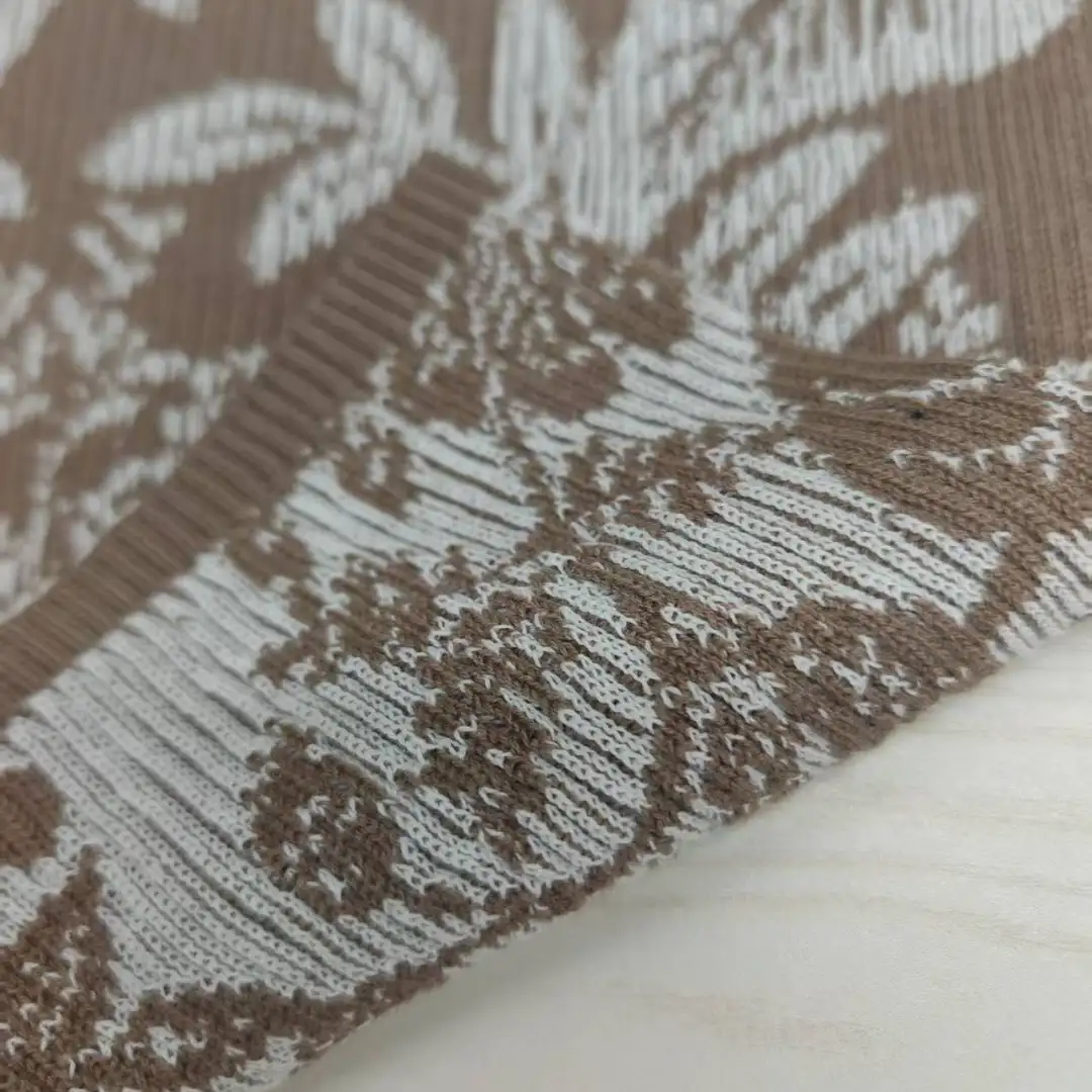 China Yarn for Open Cardigan (Sweater),Full-Zipper Cardigan (Sweater),Half-Zipper Cardigan (Sweater) Ring Spun Regular Yarn Organic Cotton Recycled Cotton white，gray，brown color buy from China wholesaler bulk order at wholesale price free worldwide shipping Alibaba