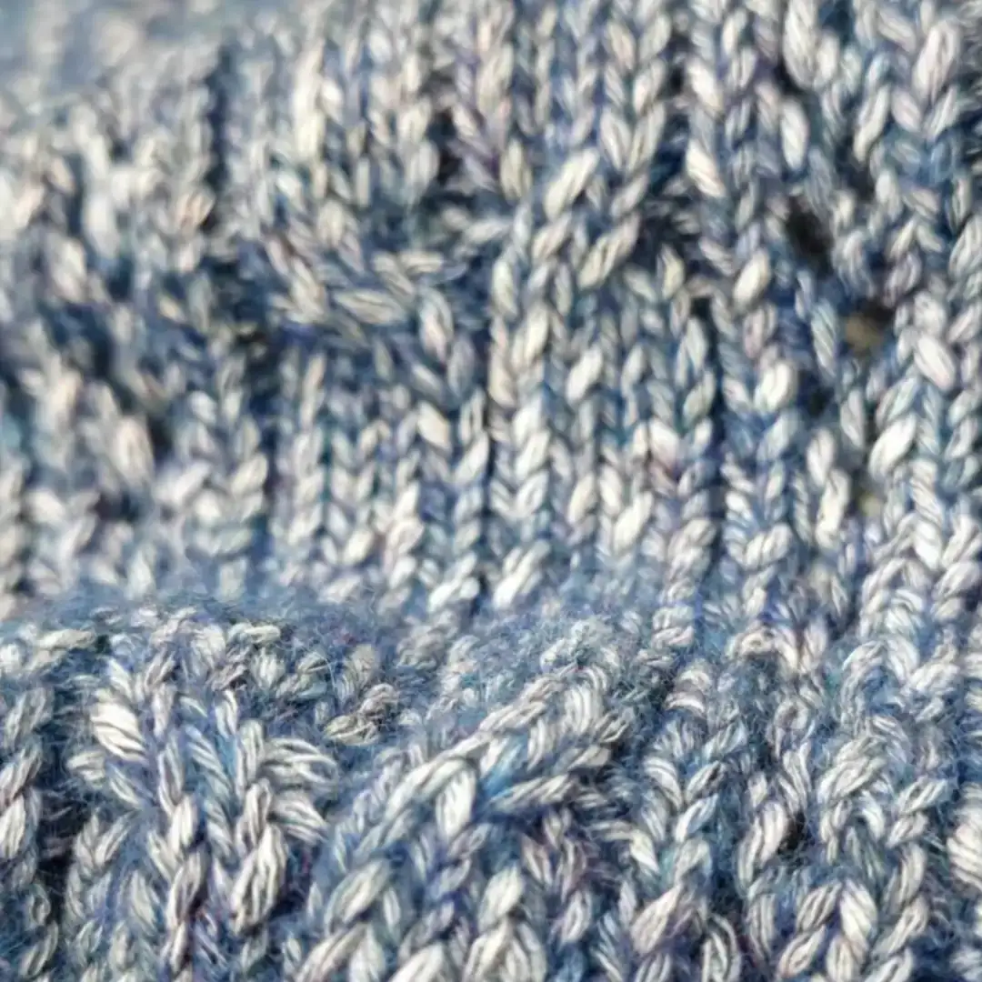 China Yarn for Shirt Long Sleeve Button (Sweater),Knitted Jacket (Sweater),T-shirt (Sweater),Hoodie  (Sweater) Air Spun Yarn Fancy Yarn Cotton Acrylic Polyester Wool 藏蓝色混白色 color buy from China wholesaler bulk order at wholesale price free worldwide shipping Alibaba