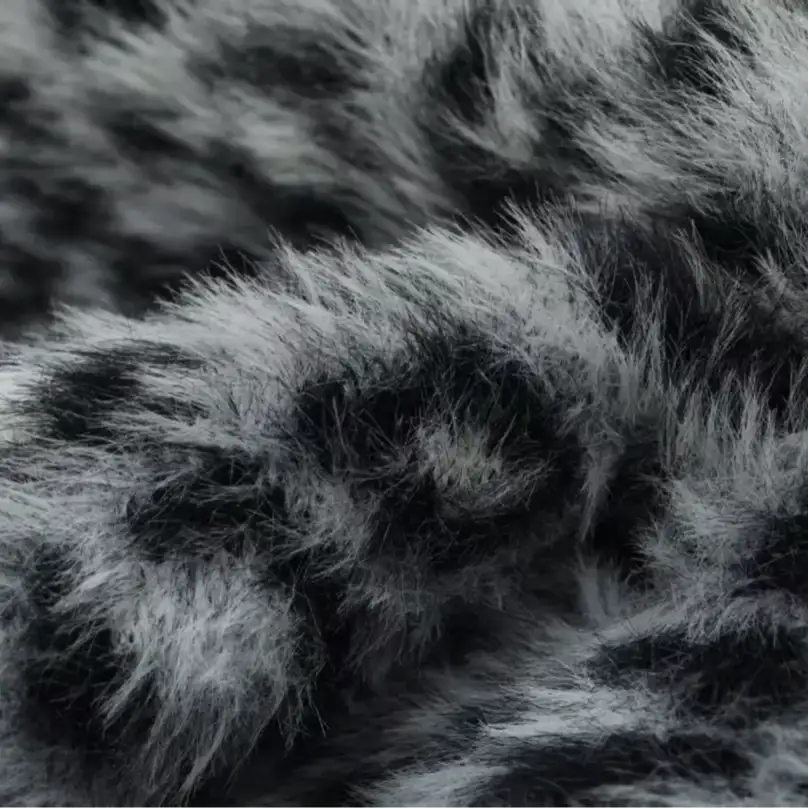 China Yarn for Ladies Vest (Sweater),Men’s Vest (Sweater),Round Neck Pullover (Sweater),Crop Top Pullover (Sweater) Feather Yarn Fancy Yarn Nylon (Juan) 黑灰色 color buy from China wholesaler bulk order at wholesale price free worldwide shipping Alibaba