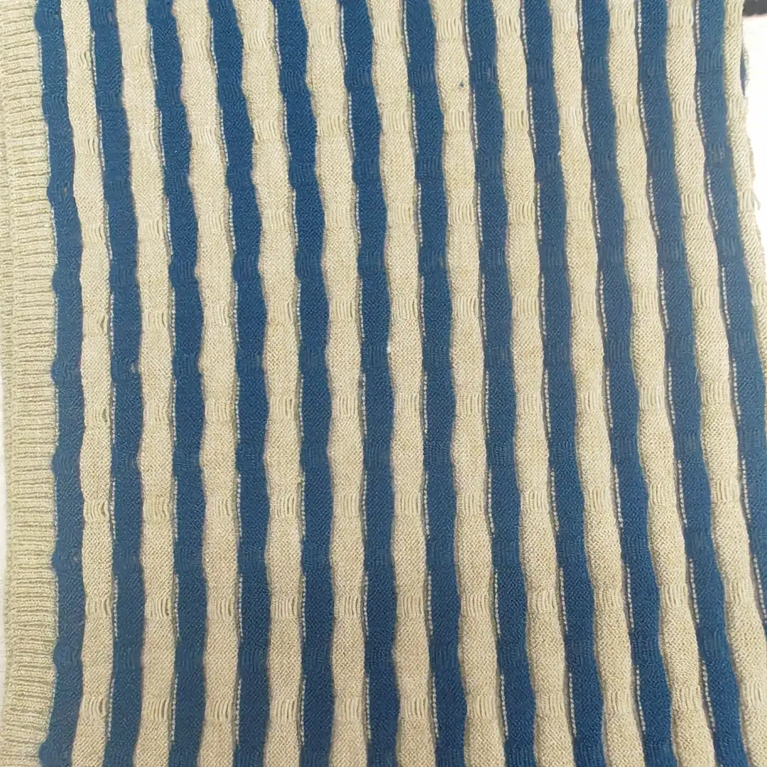 China Yarn for Crop Top,Hoodie,Full-Zipper Cardigan (Sweater),Half-Zipper Cardigan (Sweater) Core Spun Yarn Regular Yarn Eco Vero Recycled Polyester PBT Beige and navy blue color buy from China wholesaler bulk order at wholesale price free worldwide shipping Alibaba