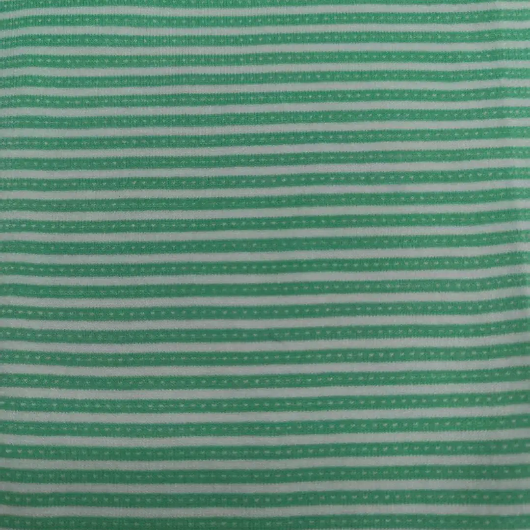 China Yarn for Polo Shirt,Crop Top,Hoodie,Half-Zipper Cardigan (Sweater) Core Spun Yarn Regular Yarn Viscose PBT green&white color buy from China wholesaler bulk order at wholesale price free worldwide shipping Alibaba