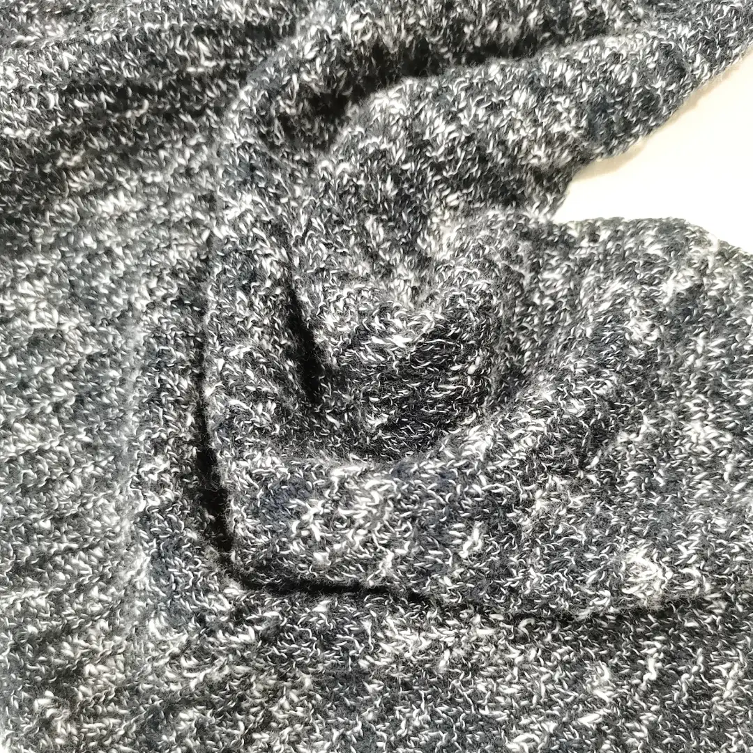 China Yarn for Open Cardigan (Sweater),Half-Zipper Cardigan (Sweater) Slub Yarn Fancy Yarn BCI Cotton Recycled Polyester 藏青/白色 color buy from China wholesaler bulk order at wholesale price free worldwide shipping Alibaba