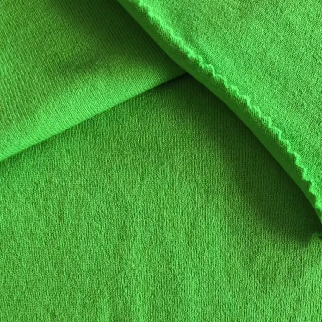 China Yarn for Shirt Long Sleeve Button (Sweater) Vortex Spun Regular Yarn Eco Vero 绿色 color buy from China wholesaler bulk order at wholesale price free worldwide shipping Alibaba