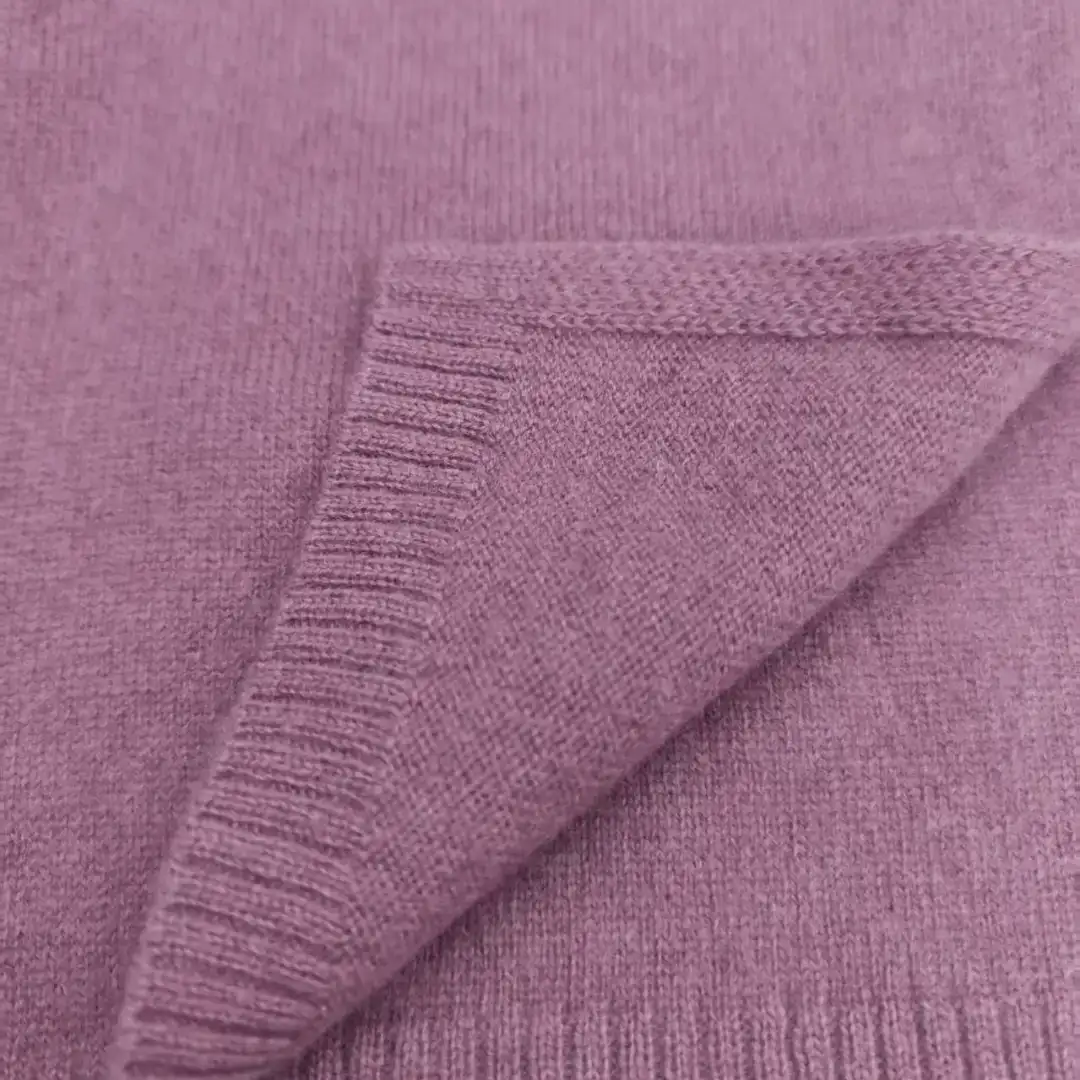 China Yarn for Ladies Vest (Sweater),Crop Top Pullover (Sweater) Woollen Spun Regular Yarn Cotton Nylon Navy Blue color buy from China wholesaler bulk order at wholesale price free worldwide shipping Alibaba