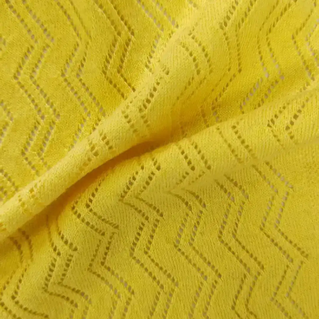 China Yarn for Shirt Long Sleeve Button (Sweater),Crew Neck Pullover (Sweater),Polo T-shirt (Sweater) Semi-Worsted Spun Regular Yarn Cotton Acetate Lurex Black Gray color buy from China wholesaler bulk order at wholesale price free worldwide shipping Alibaba