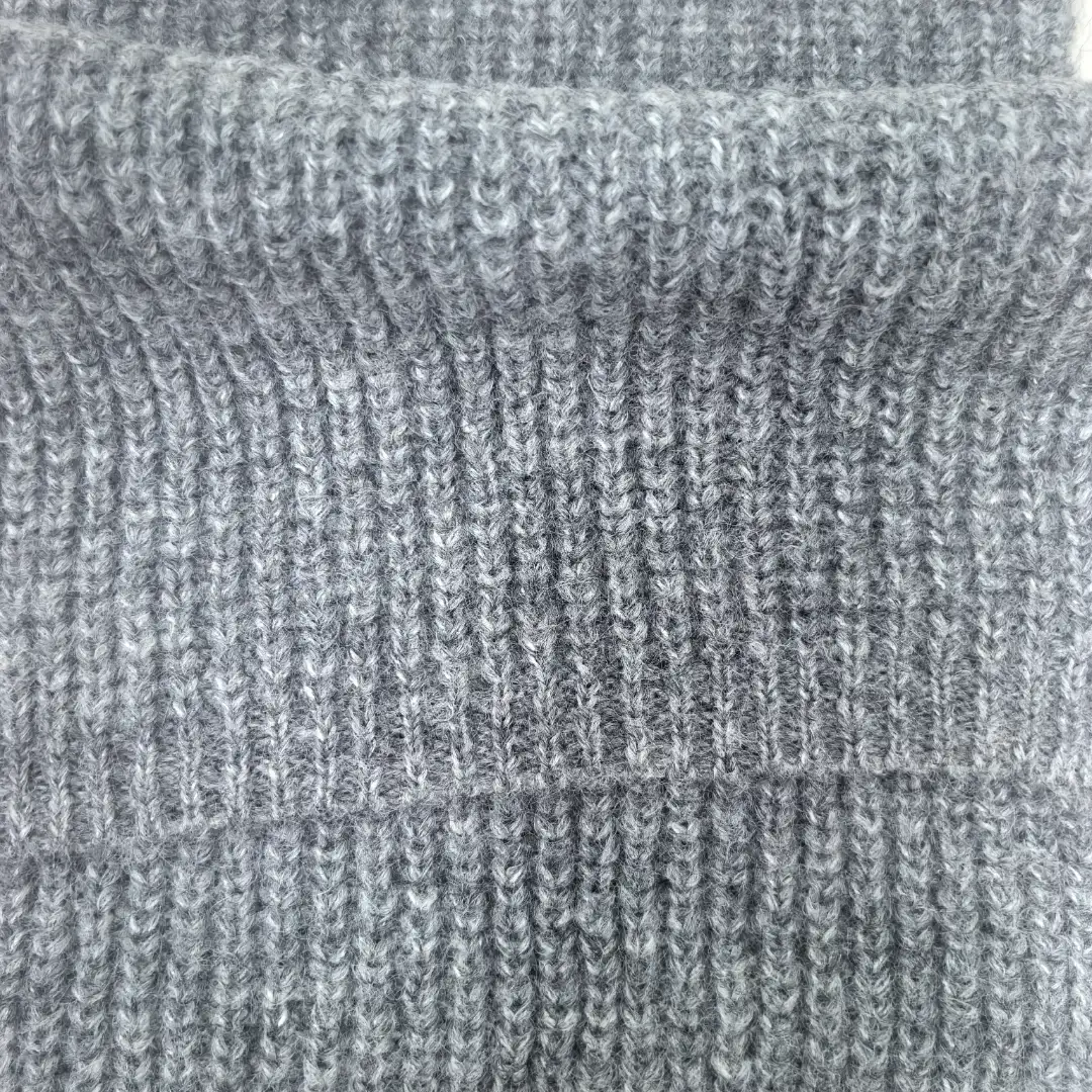 China Yarn for Round Neck Pullover (Sweater),Crew Neck Pullover (Sweater),Crop Top Pullover (Sweater) Mossy Yarn Fancy Yarn Wool Nylon Recycled Polyester 灰色 color buy from China wholesaler bulk order at wholesale price free worldwide shipping Alibaba