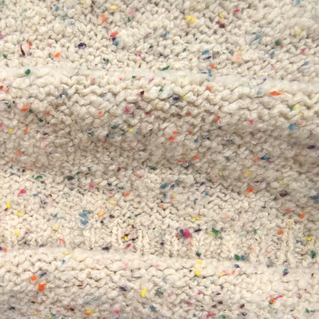 China Yarn for Ladies Vest (Sweater),Open Cardigan (Sweater),Round Neck Pullover (Sweater),Crew Neck Pullover (Sweater),Crop Top Pullover (Sweater),Hoodie  (Sweater) Mossy Yarn Fancy Yarn Acrylic Wool Recycled Polyester 白色 color buy from China wholesaler bulk order at wholesale price free worldwide shipping Alibaba