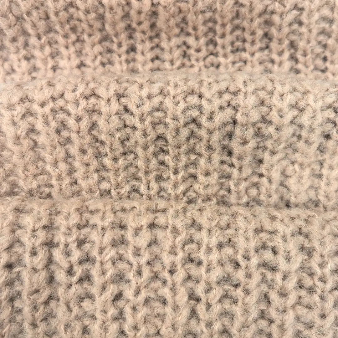 China Yarn for Ladies Vest (Sweater),Open Cardigan (Sweater),Round Neck Pullover (Sweater),Crew Neck Pullover (Sweater),Crop Top Pullover (Sweater),Hoodie  (Sweater) Mossy Yarn Fancy Yarn Acrylic Wool 绿色 color buy from China wholesaler bulk order at wholesale price free worldwide shipping Alibaba