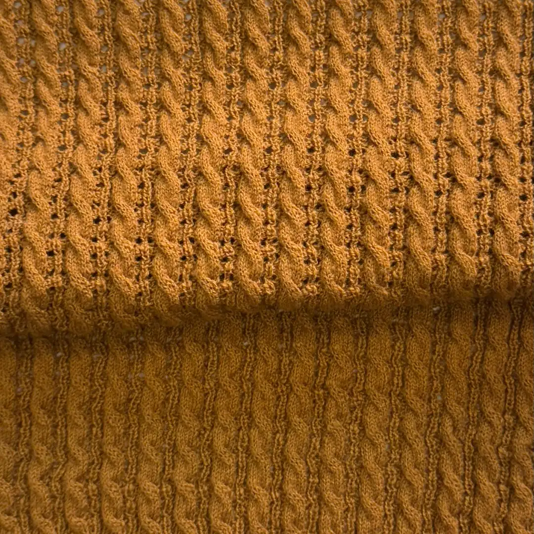 China Yarn for Crew Neck Pullover (Sweater) Ring Spun Regular Yarn Compact Organic Cotton Flax 黄褐色 color buy from China wholesaler bulk order at wholesale price free worldwide shipping Alibaba