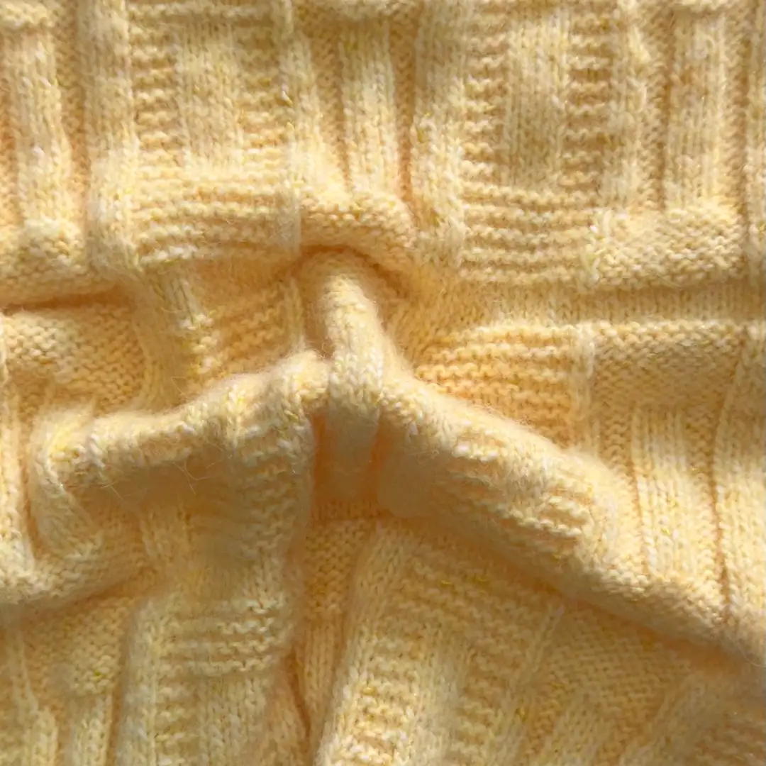 China Yarn for Round Neck Pullover (Sweater),Crew Neck Pullover (Sweater) Ring Spun Regular Yarn Recycled Polyester Staple Fiber RWS Wool Chemical Fiber 黄色 color buy from China wholesaler bulk order at wholesale price free worldwide shipping Alibaba