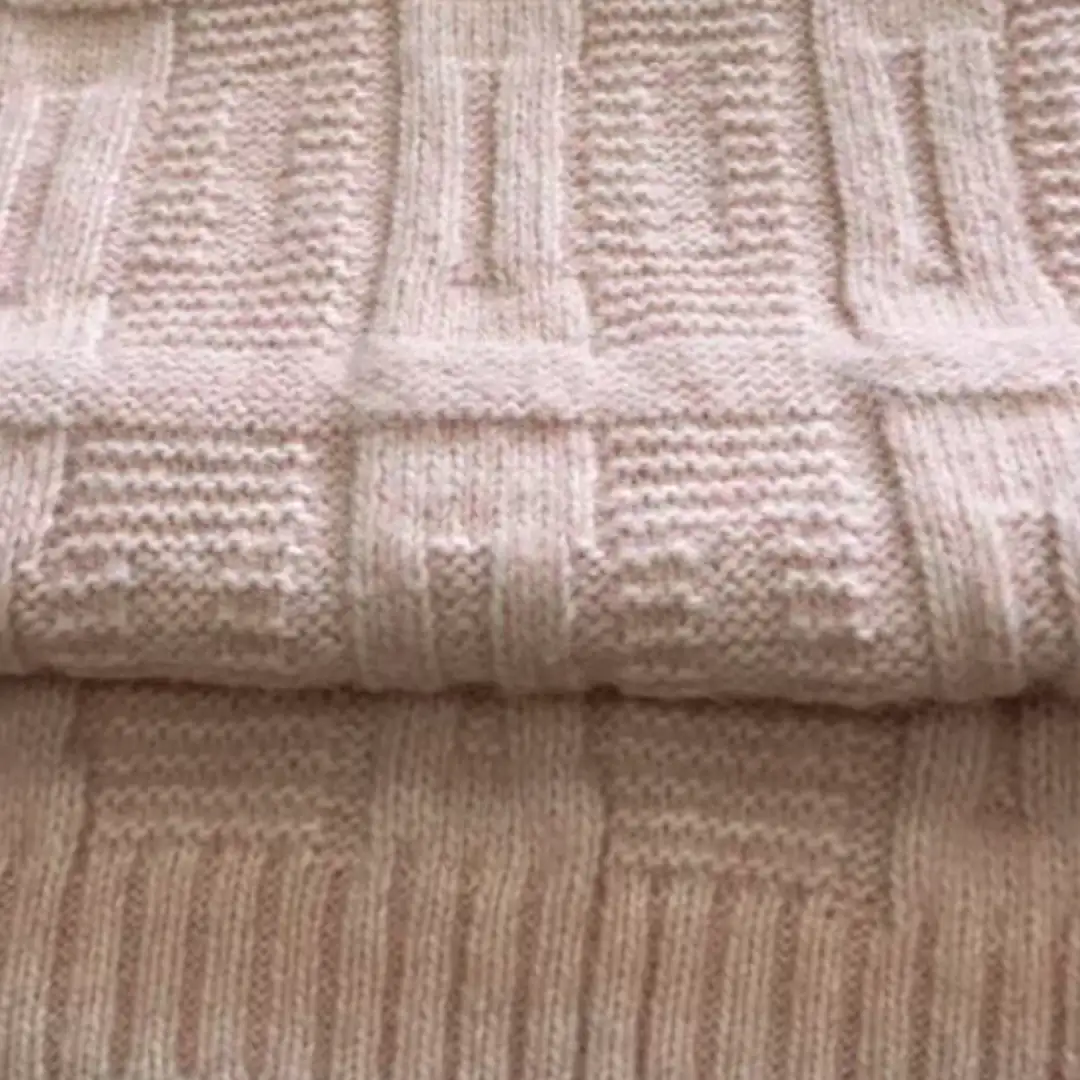 China Yarn for Tank Top,Open Cardigan (Sweater),Full-Zipper Cardigan (Sweater),Half-Zipper Cardigan (Sweater),Round Neck Pullover (Sweater),Crew Neck Pullover (Sweater),Crop Top Pullover (Sweater) Worsted Spun Regular Yarn Recycled Polyester Acrylic Nylon RWS Wool 皮粉 color buy from China wholesaler bulk order at wholesale price free worldwide shipping Alibaba