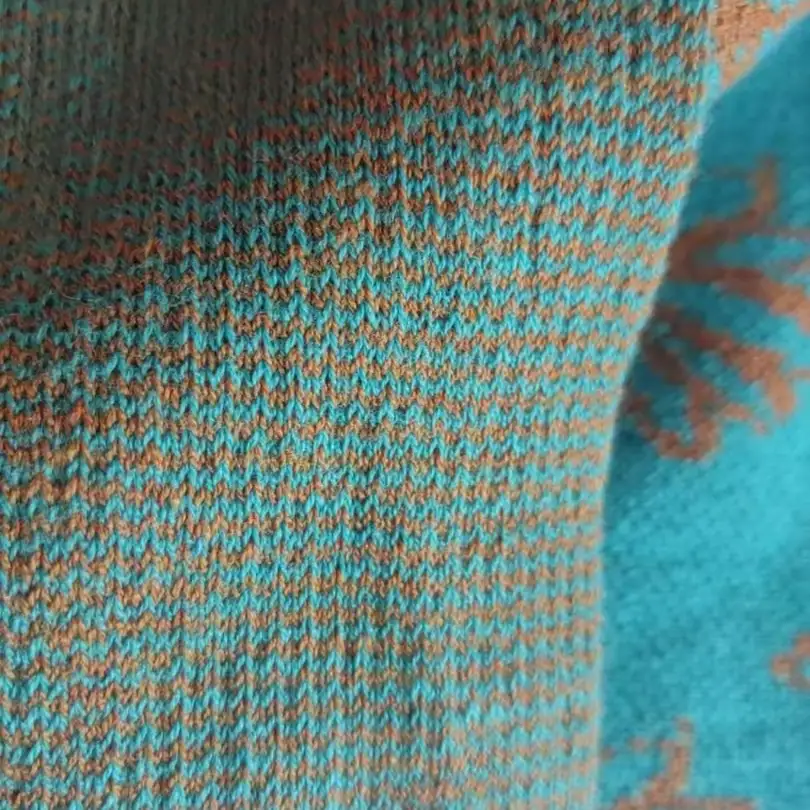 China Yarn for Ladies Vest (Sweater),Men’s Vest (Sweater),Open Cardigan (Sweater),Full-Zipper Cardigan (Sweater),Half-Zipper Cardigan (Sweater),Shirt Long Sleeve Button (Sweater),Shirt Long Sleeve Zipper (Sweater),Shirt Half Sleeve Button (Sweater) Semi-Worsted Spun Regular Yarn Cotton Cashmere 净色和夹花 color buy from China wholesaler bulk order at wholesale price free worldwide shipping Alibaba