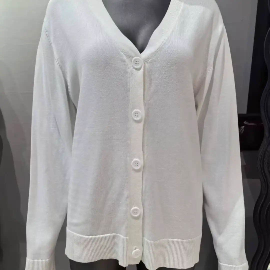 China Yarn for Men’s Vest (Sweater) Functional Yarn Functional Yarn Polyester Beige color buy from China wholesaler bulk order at wholesale price free worldwide shipping Alibaba