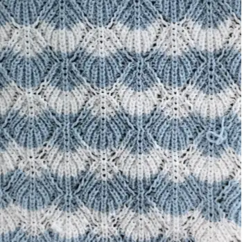 China Yarn for Open Cardigan (Sweater),Round Neck Pullover (Sweater),Crop Top Pullover (Sweater) Twisted Yarn Twisted Yarn Recycled Polyester 蓝白 color buy from China wholesaler bulk order at wholesale price free worldwide shipping Alibaba