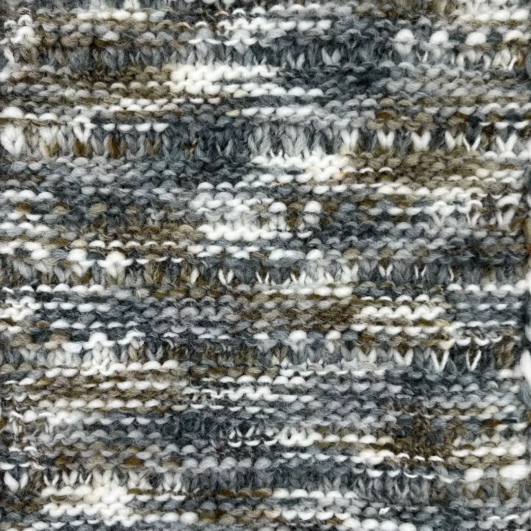 China Yarn for Open Cardigan (Sweater),Round Neck Pullover (Sweater),Crew Neck Pullover (Sweater),Crop Top Pullover (Sweater) Roving Yarn Fancy Yarn Recycled Polyester Acrylic Nylon Merino Wool Blue and White color buy from China wholesaler bulk order at wholesale price free worldwide shipping Alibaba