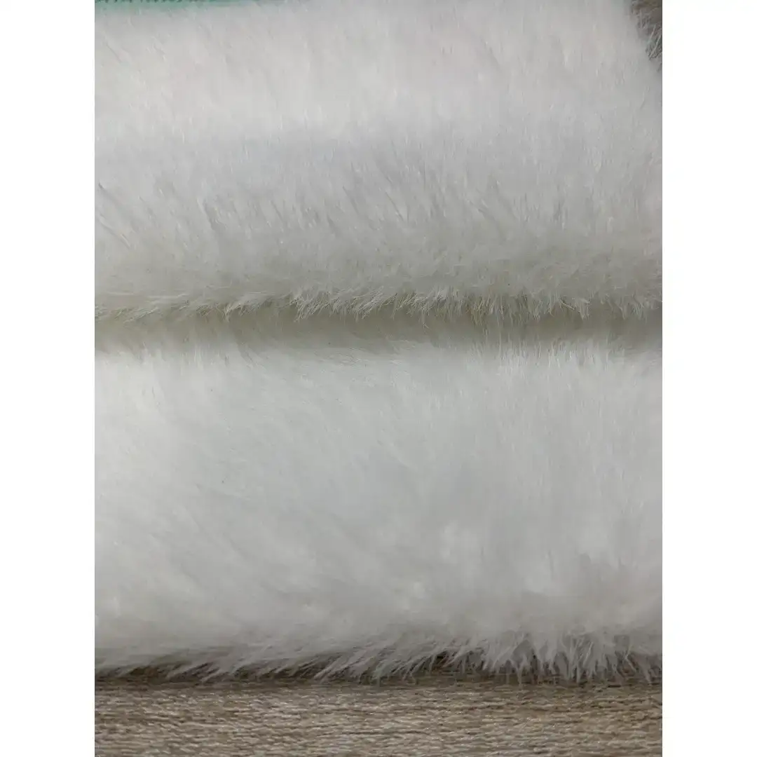 China Yarn for Open Cardigan (Sweater),Full-Zipper Cardigan (Sweater),Round Neck Pullover (Sweater) Cat Feather Yarn Fancy Yarn Nylon 白色 color buy from China wholesaler bulk order at wholesale price free worldwide shipping Alibaba