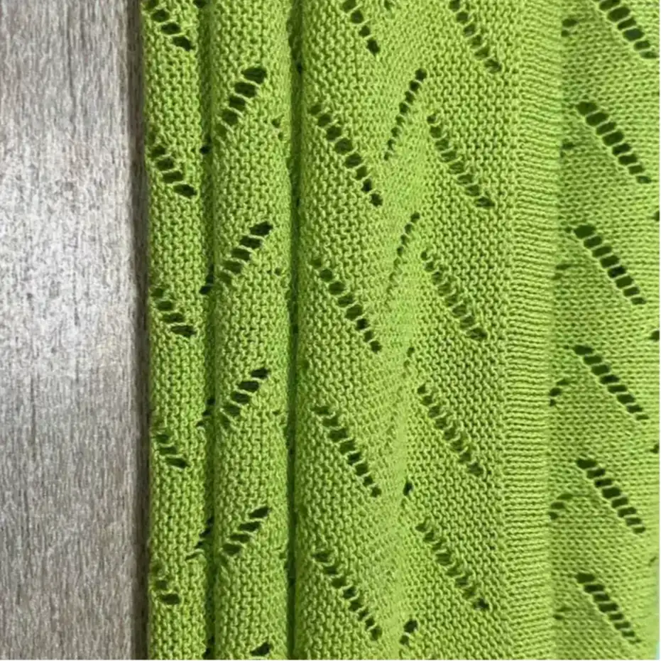 China Yarn for T-Shirt,Polo Shirt,Round Neck Pullover (Sweater) Core Spun Yarn Regular Yarn Rayon 果绿 color buy from China wholesaler bulk order at wholesale price free worldwide shipping Alibaba