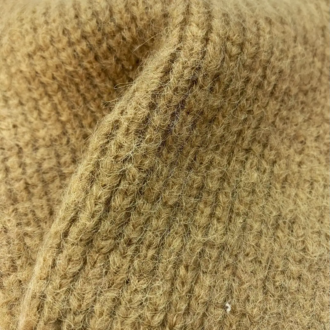 China Yarn for Ladies Vest (Sweater),Dresses (Cardigan Open) (Sweater),Dresses (Pullover) (Sweater),Kids Crew-Neck Cardigan (Sweater) Air Spun Yarn Fancy Yarn Acrylic Nylon Polyester 常规色 color buy from China wholesaler bulk order at wholesale price free worldwide shipping Alibaba