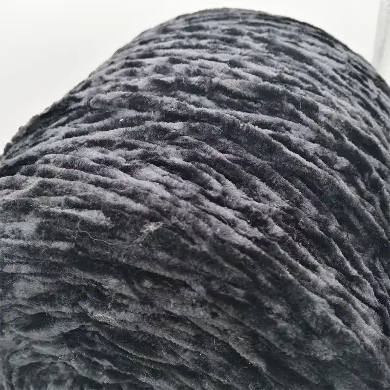 China Yarn for Ladies Vest (Sweater),Round Neck Pullover (Sweater),Crop Top Pullover (Sweater) Shiny Chenille Fancy Yarn Polyester 黑色 color buy from China wholesaler bulk order at wholesale price free worldwide shipping Alibaba