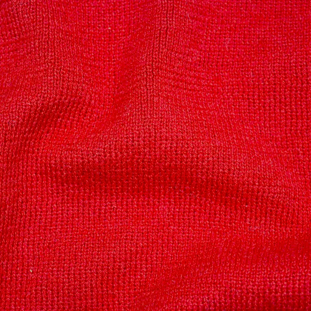 China Yarn for Ladies Vest (Sweater),Men’s Vest (Sweater),Open Cardigan (Sweater),Polo T-shirt (Sweater),Roll Neck Jumper (Sweater) Semi-Worsted Spun Regular Yarn Organic Cotton Recycled Polyester Red color buy from China wholesaler bulk order at wholesale price free worldwide shipping Alibaba