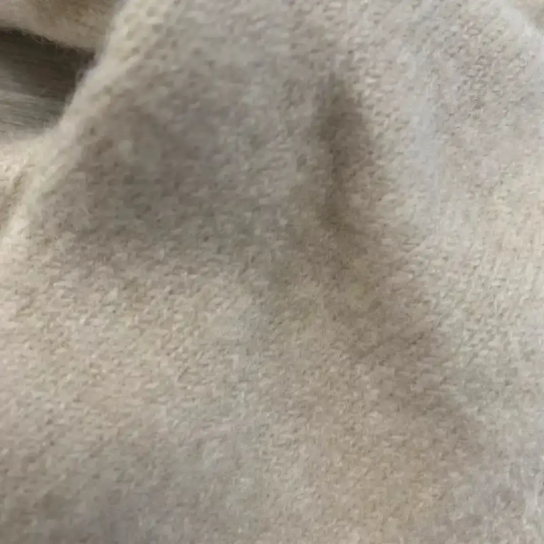 China Yarn for Open Cardigan (Sweater) Mossy Yarn Fancy Yarn Recycled Polyester Polyester Wool Elastane ECRU color buy from China wholesaler bulk order at wholesale price free worldwide shipping Alibaba