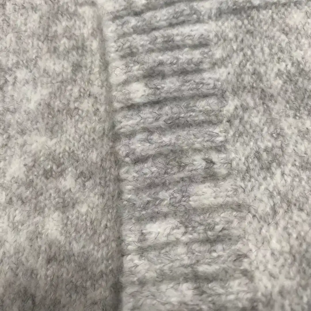 China Yarn for Open Cardigan (Sweater) Mossy Yarn Fancy Yarn Cotton Polyester Wool Elastane GREY color buy from China wholesaler bulk order at wholesale price free worldwide shipping Alibaba