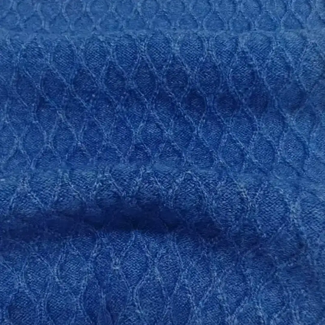 China Yarn for Crop Top,Hoodie,Half-Zipper Cardigan (Sweater),Crop Top Pullover (Sweater) Core Spun Yarn Regular Yarn Polyester PBT Acrylic Nylon Blue color buy from China wholesaler bulk order at wholesale price free worldwide shipping Alibaba