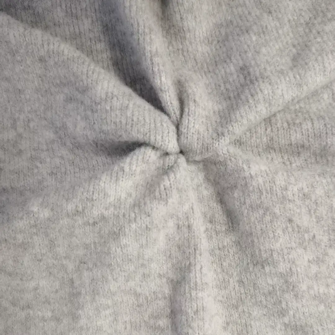 China Yarn for Full-Zipper Cardigan (Sweater),Half-Zipper Cardigan (Sweater),Knitted Jacket (Sweater),Round Neck Pullover (Sweater) Mossy Yarn Fancy Yarn Polyester Nylon Wool Acrylic Grey color buy from China wholesaler bulk order at wholesale price free worldwide shipping Alibaba