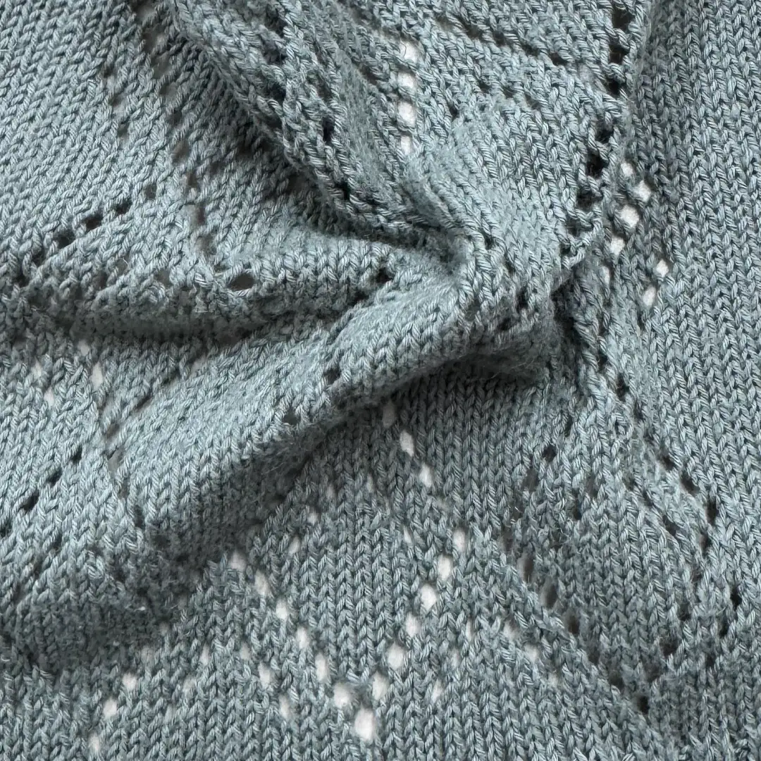 China Yarn for Ladies Vest (Sweater),Men’s Vest (Sweater),Full-Zipper Cardigan (Sweater),Half-Zipper Cardigan (Sweater) Ring Spun Regular Yarn Linen Cotton GREEN color buy from China wholesaler bulk order at wholesale price free worldwide shipping Alibaba