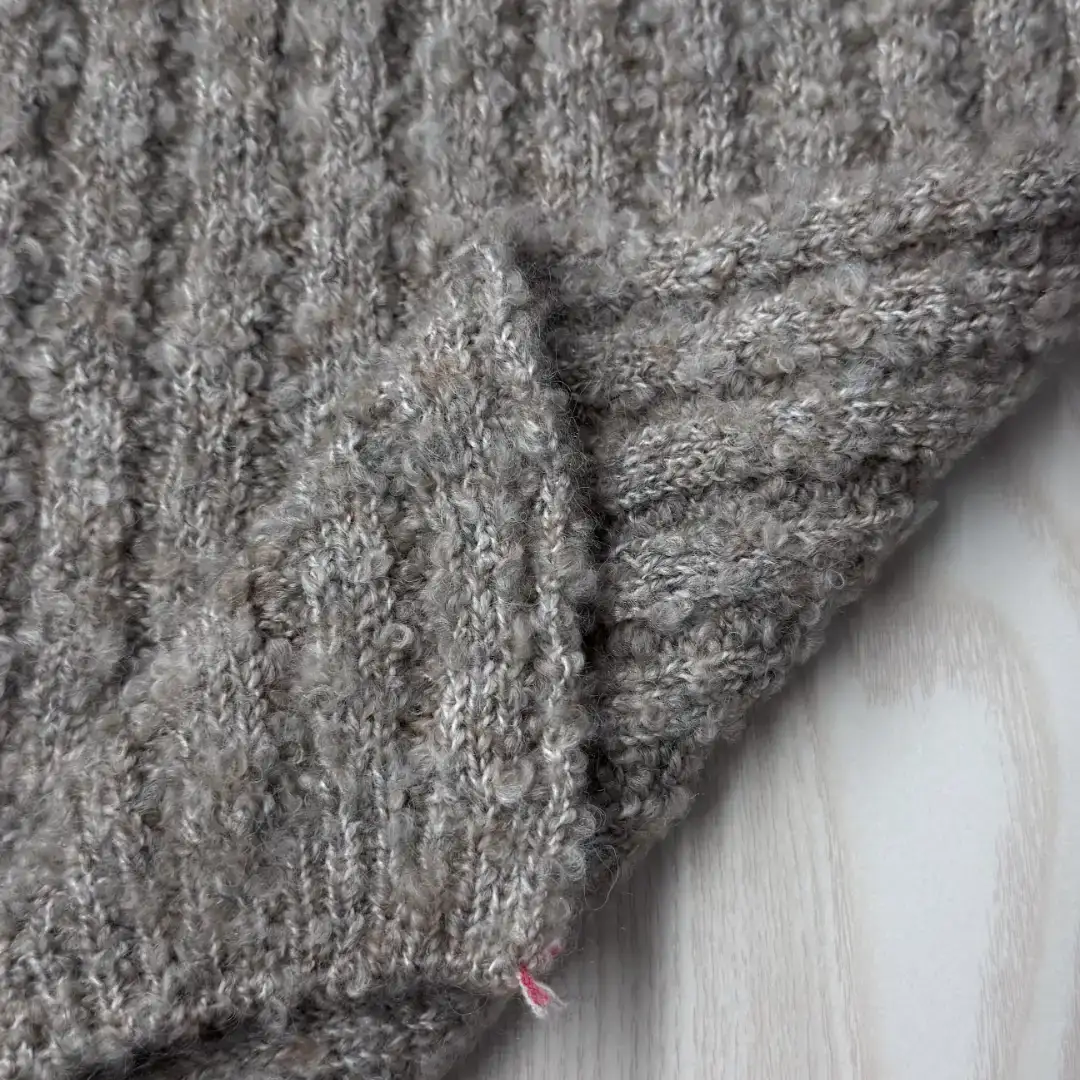 China Yarn for Ladies Vest (Sweater),Men’s Vest (Sweater),Shirt Half Sleeve Button (Sweater),T-shirt (Sweater),Men's Pants (Sweater) Boucle Yarn Fancy Yarn Recycled Polyester Nylon Acrylic Polyester GRAY color buy from China wholesaler bulk order at wholesale price free worldwide shipping Alibaba