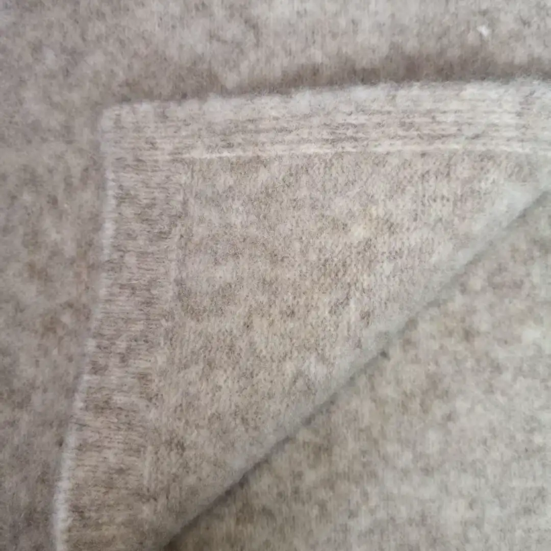 China Yarn for Ladies Vest (Sweater),Men’s Vest (Sweater),Open Cardigan (Sweater),Full-Zipper Cardigan (Sweater),Half-Zipper Cardigan (Sweater) Mossy Yarn Fancy Yarn Wool Nylon Cashmere Spandex gray color buy from China wholesaler bulk order at wholesale price free worldwide shipping Alibaba