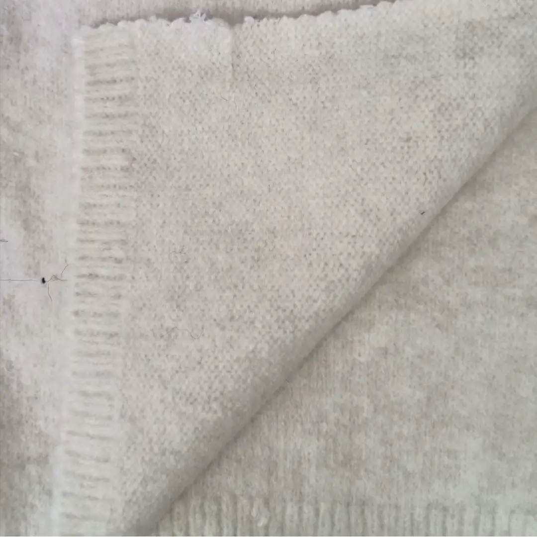 China Yarn for Ladies Vest (Sweater),Men’s Vest (Sweater),Open Cardigan (Sweater),Full-Zipper Cardigan (Sweater),Half-Zipper Cardigan (Sweater) Mossy Yarn Fancy Yarn Polyester Spandex creamy white color buy from China wholesaler bulk order at wholesale price free worldwide shipping Alibaba