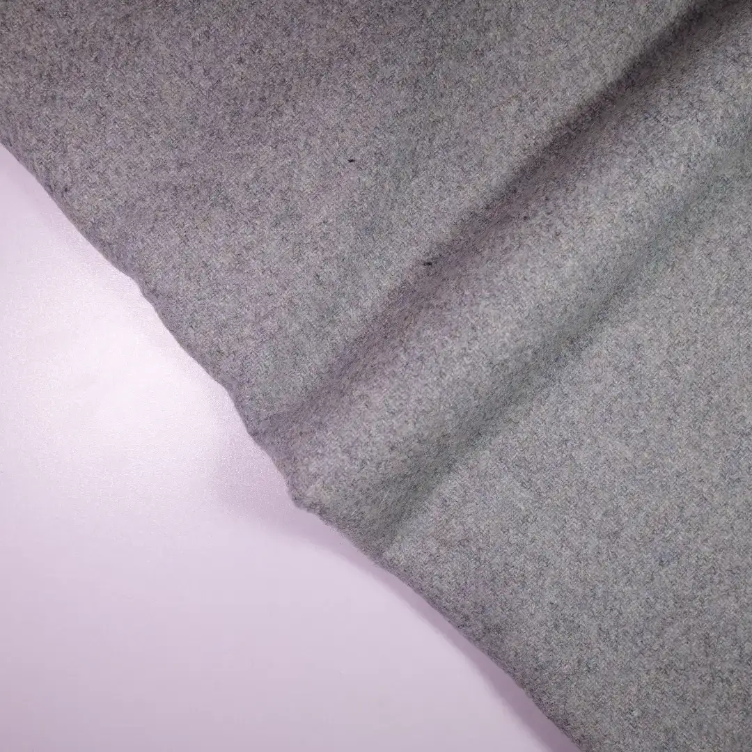 China Fabric for Jackets,Blazer,Skirt ,Over Shirt Chanel-Style Fabric Woolen Wool Polyester Chemical Fiber Gray color buy from China wholesaler bulk order at wholesale price free worldwide shipping Alibaba