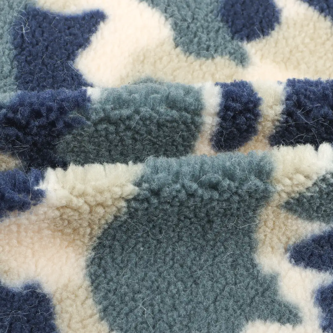 China Fabric for Hoodie,Overcoat,Skirt ,Loungewear,Waist coat Sherpa Knit Fabric Polyester Printing color buy from China wholesaler bulk order at wholesale price free worldwide shipping Alibaba