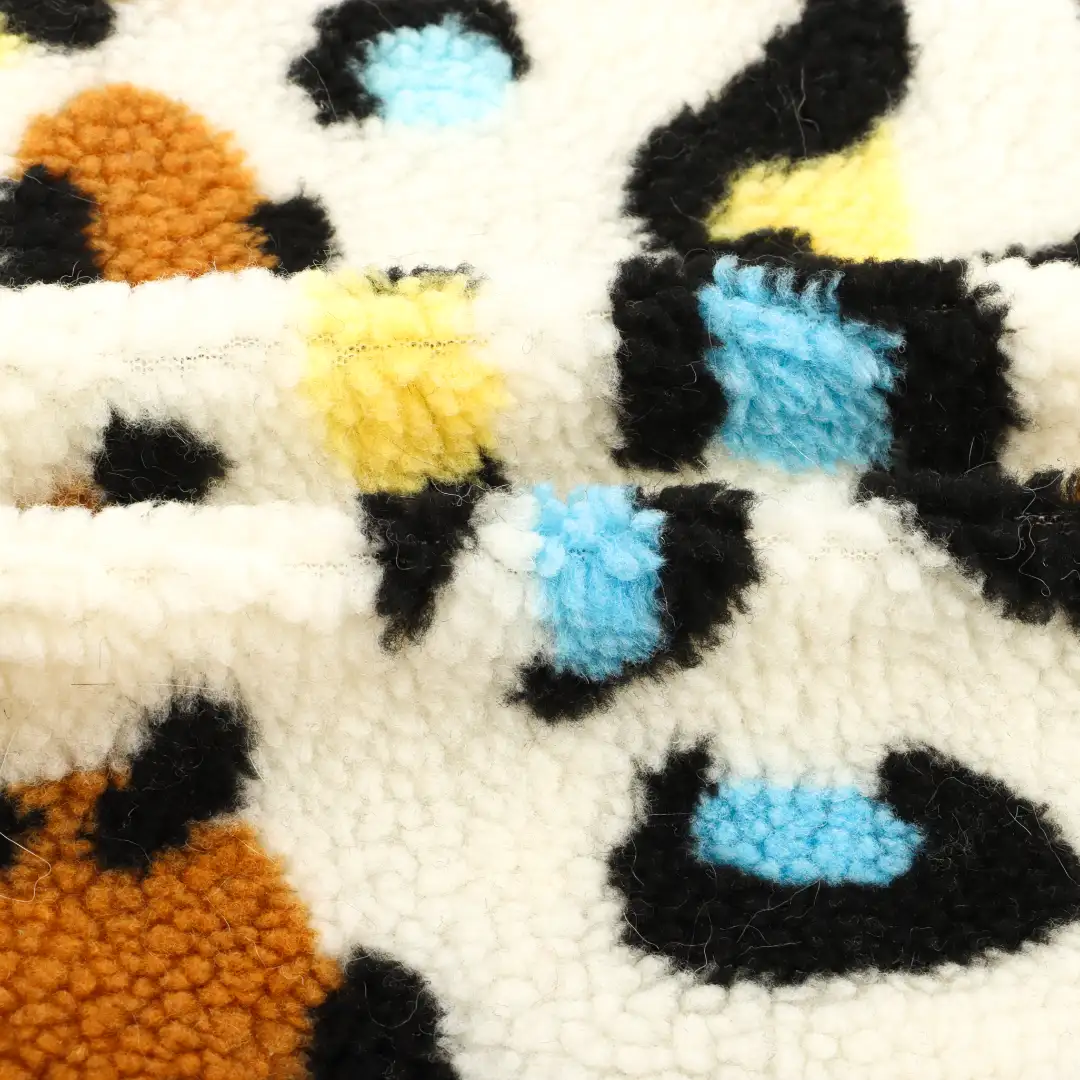 China Fabric for Hoodie,Overcoat,Skirt ,Loungewear,Waist coat Sherpa Knit Fabric Polyester Printing color buy from China wholesaler bulk order at wholesale price free worldwide shipping Alibaba