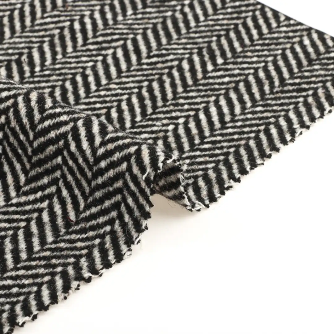 China Fabric for Overcoat,Skirt  Woolen Herringbone Woolen Other Wool black-white color buy from China wholesaler bulk order at wholesale price free worldwide shipping Alibaba