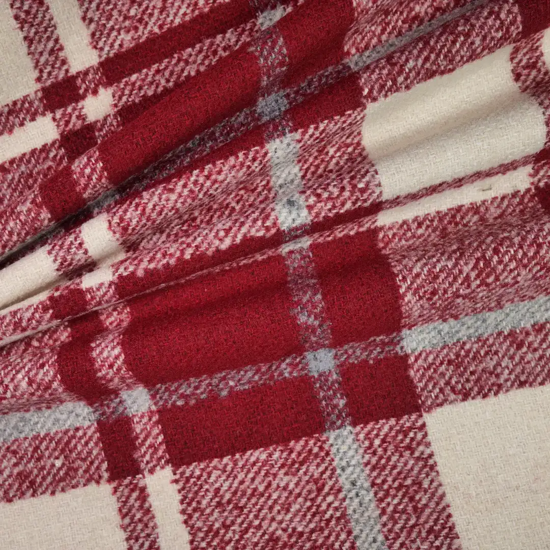 China Fabric for Jackets,Overcoat,Suit,Knitted Jacket  Yarn Dyed Check Woven Blended Fabric Polyester Wool Black color buy from China wholesaler bulk order at wholesale price free worldwide shipping Alibaba