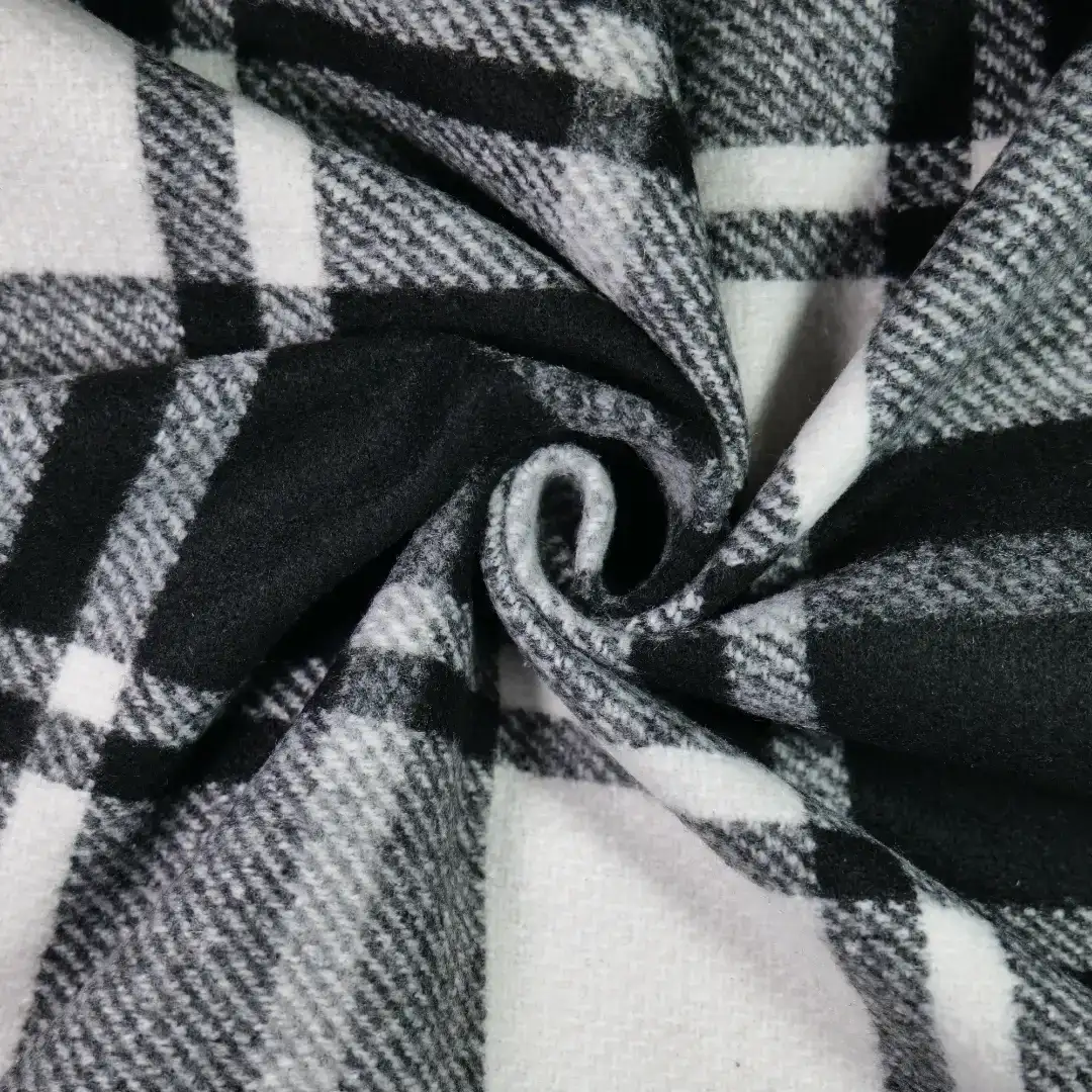 China Fabric for Jackets,Overcoat,Suit,Knitted Jacket  Yarn Dyed Check Woven Blended Fabric Polyester Wool Black color buy from China wholesaler bulk order at wholesale price free worldwide shipping Alibaba