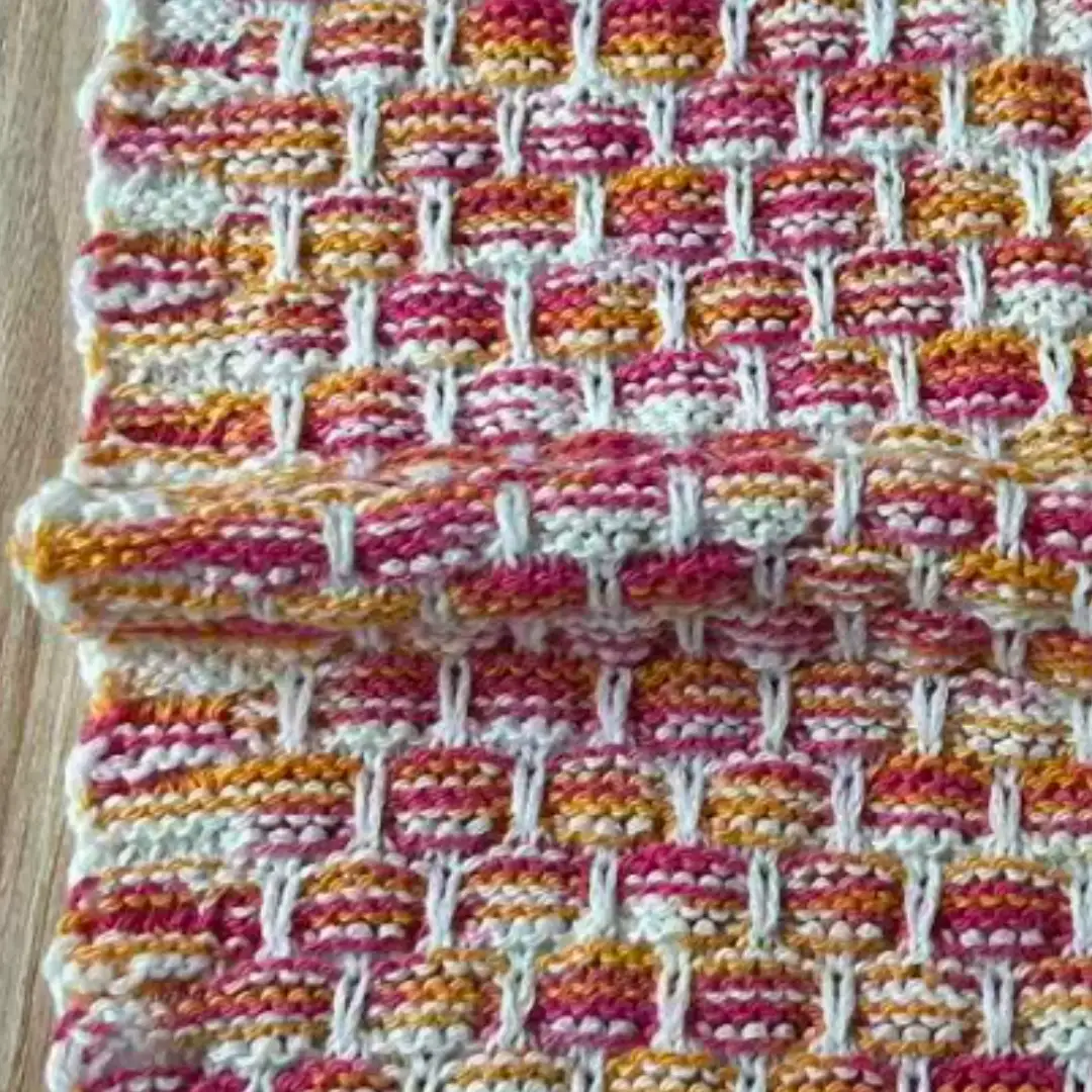 China Yarn for Open Cardigan (Sweater),Round Neck Pullover (Sweater),Roll Neck Jumper (Sweater),Single Button Cardigan (Sweater,Mens V-Neck Jumper (Sweater) Tubular Tape Yarn Fancy Yarn Cotton Color color buy from China wholesaler bulk order at wholesale price free worldwide shipping Alibaba