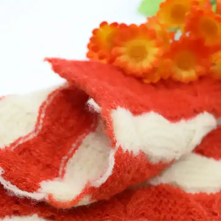 China Yarn for Ladies Vest (Sweater) Core Spun Yarn Regular Yarn Recycled Polyester Polyester Wool PBT Blue Mel color buy from China wholesaler bulk order at wholesale price free worldwide shipping Alibaba