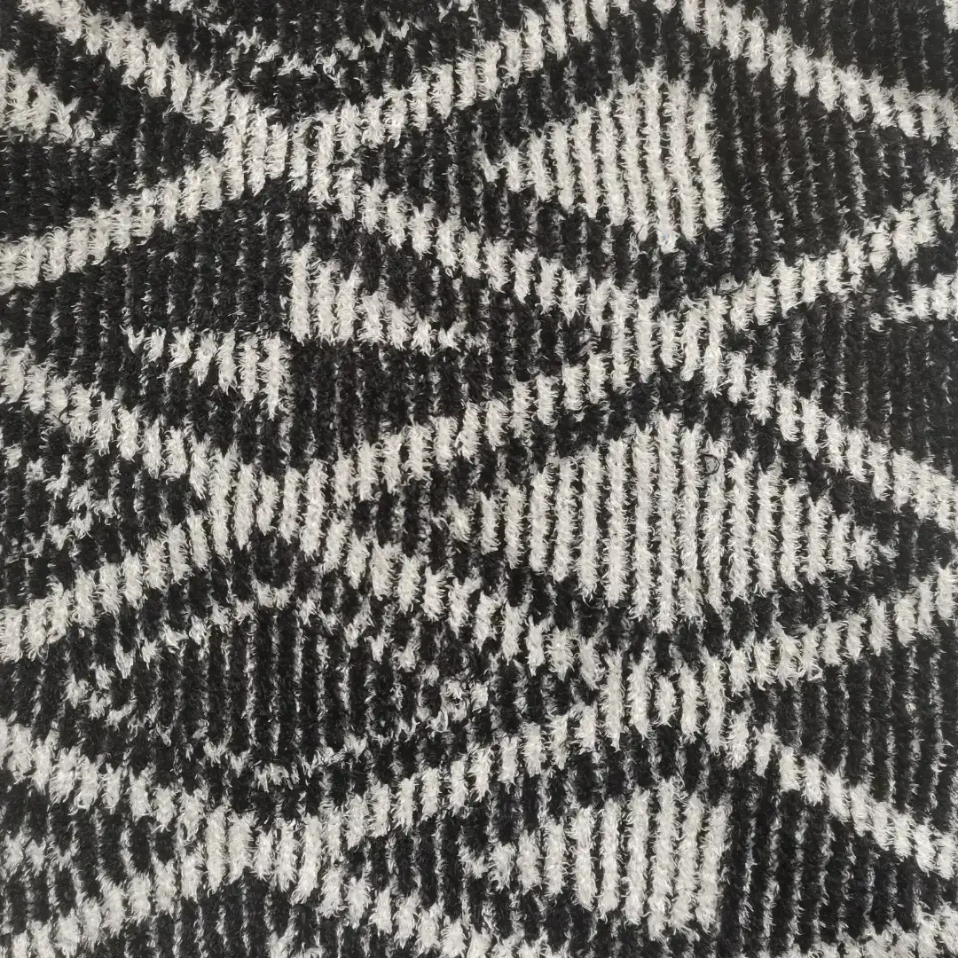 China Yarn for Open Cardigan (Sweater),Round Neck Pullover (Sweater),Crew Neck Pullover (Sweater),Kids Rounded Cardigan (Sweater) Feather Yarn Fancy Yarn Polyester White/Black color buy from China wholesaler bulk order at wholesale price free worldwide shipping Alibaba